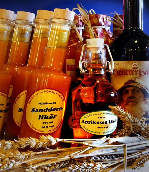 PR-Food-Foto Sanddornlikör Aprikosenlikör