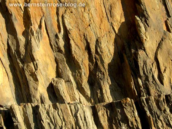 Felsen in der Sonne - Schiefer