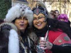 Zwei Frauen Karneval in Bad Honnef am Rhein