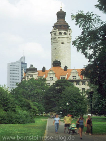 Neues Rathaus Leipzig, Turm der alten Pleißenburg, Uniriese