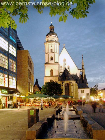 Thomaskirche Leipzig im Abendlicht