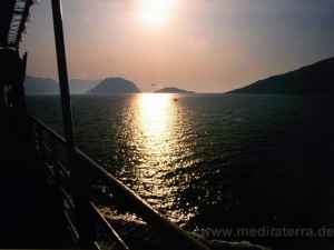 Inselriffe zwischen der Insel Skopelos und Alonissos - Griechenland, nördliche Sporaden, Abendstimmung