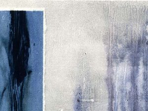 Detail aus dem Bild „Blue Forst“ der finnischen Künstlerin Sirpa Häkli