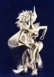 Martin de Saint Muerell, Österreich, Engel, 1999, Bronzeguss, blattversilbert, 25 x 33 x 44 cm